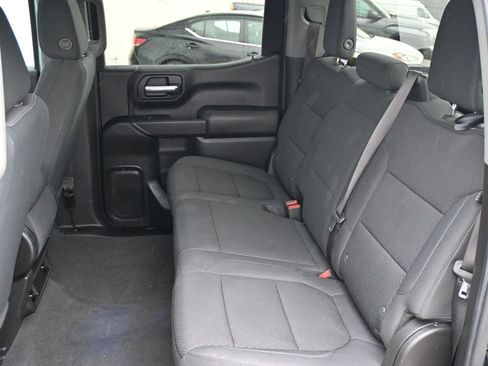 Used 2021 Chevrolet Silverado 1500 Custom Trail Boss AWD/4WD image 15