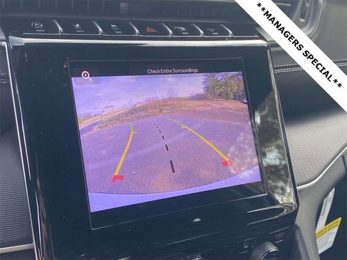 New 2025 Jeep Grand Cherokee Altitude image 25