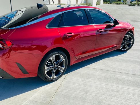 Used 2021 Kia K5 EX image 28