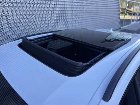 New 2025 Audi RS Q8 performance image 17