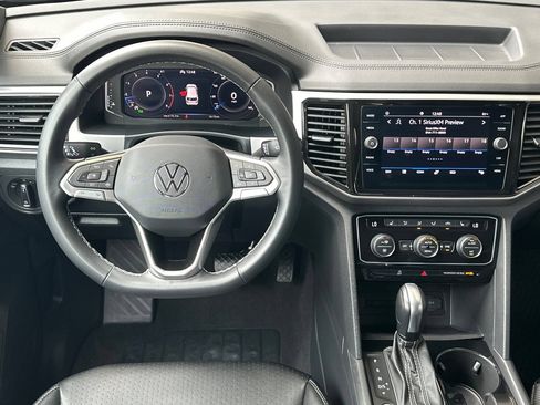 Used 2023 Volkswagen Atlas Cross Sport SE FWD image 14