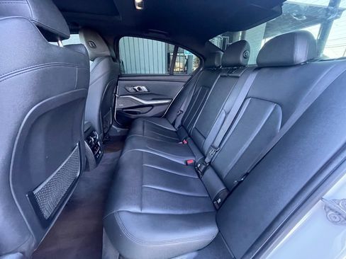 Used 2019 BMW 330i Sedan w/ Premium Package image 15