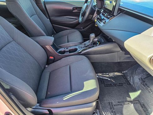 Used 2024 Toyota Corolla LE image 28