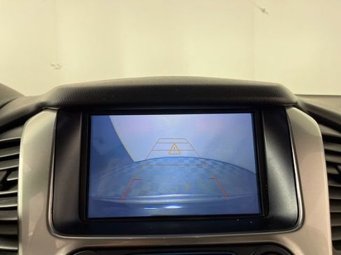 Used 2019 Chevrolet Tahoe LS AWD/4WD image 26