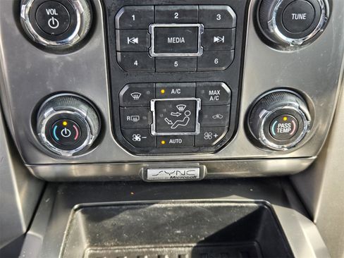 Used 2014 Ford F150 FX4 w/ Equipment Group 402A Luxury image 15