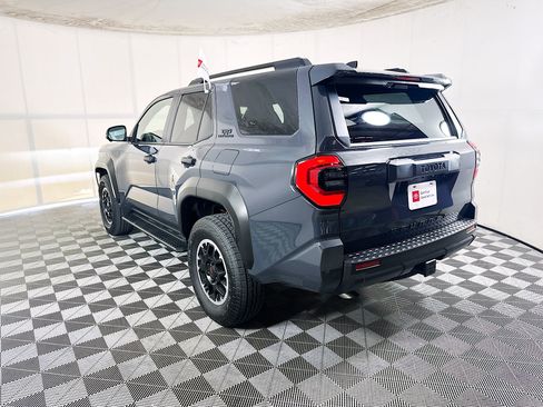 Used 2026 Toyota 4Runner TRD Off-Road Premium AWD/4WD image 5