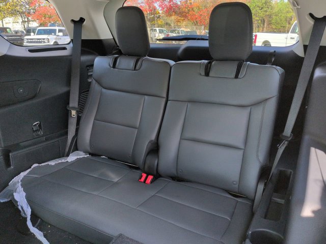 New 2026 Ford Explorer Active w/ Active Comfort Package RWD image 13
