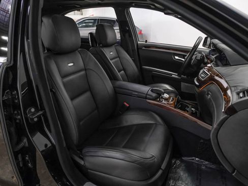 Used 2011 Mercedes-Benz S 63 AMG image 28