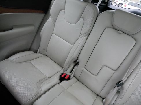 Used 2019 Volvo XC90 T6 Inscription w/ Advanced Package AWD/4WD image 12