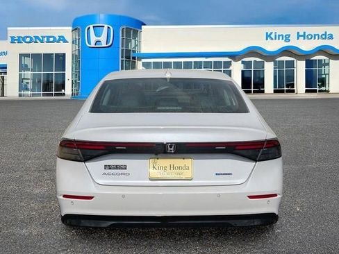 Used 2024 Honda Accord EX-L image 9