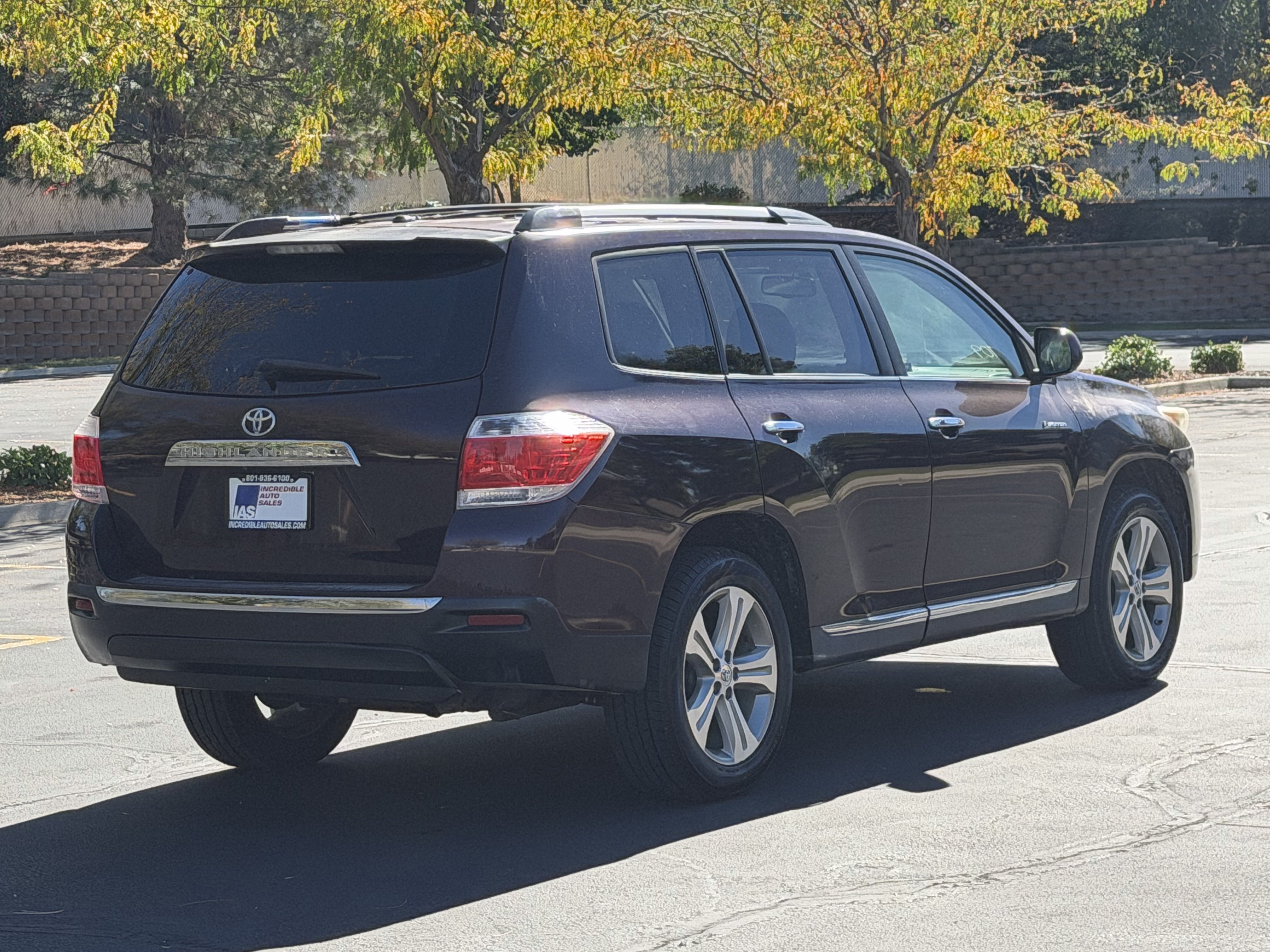 Used 2013 Toyota Highlander Limited FWD image 6