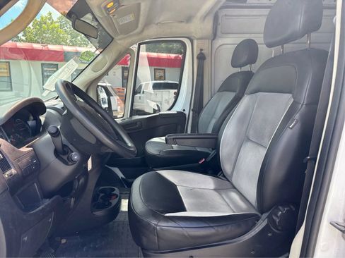 Used 2019 RAM ProMaster 2500 FWD image 9