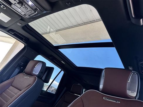 Certified 2024 GMC Yukon Denali Ultimate image 27