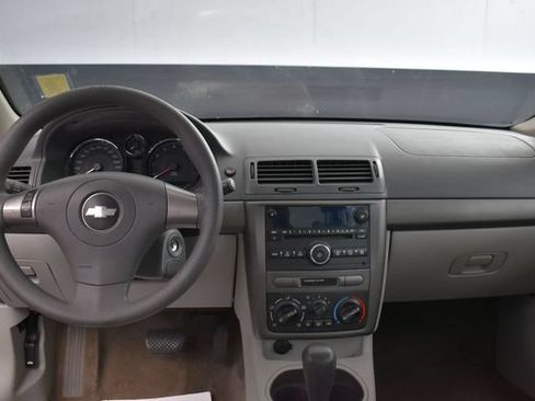 Used 2007 Chevrolet Cobalt LS w/ Enhanced Safety Package FWD image 8