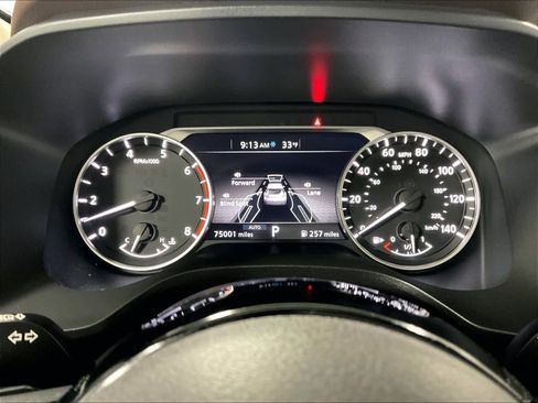 Used 2023 Nissan Rogue SV image 24