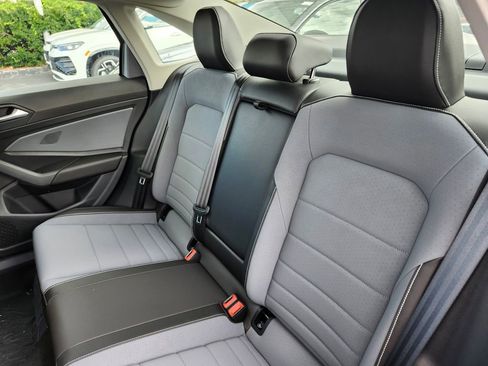 New 2025 Volkswagen Jetta SE image 13