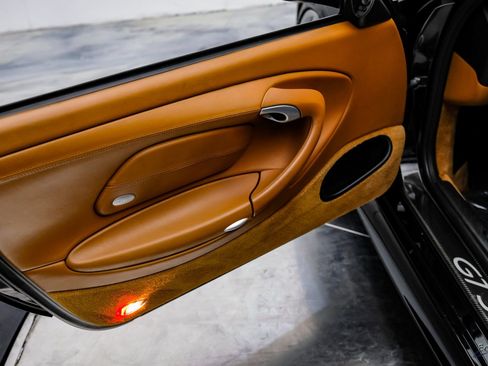 Used 2004 Porsche 911 GT3 image 72