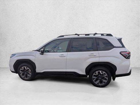Used 2026 Subaru Forester Premium AWD/4WD image 9