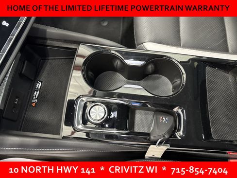 Used 2025 Buick Envision Sport Touring AWD/4WD image 13