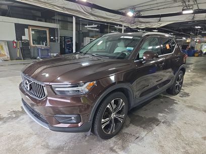 Used 2019 Volvo XC40 T5 Inscription