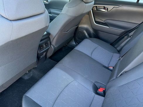 Used 2024 Toyota RAV4 XLE w/ Convenience Package FWD image 12