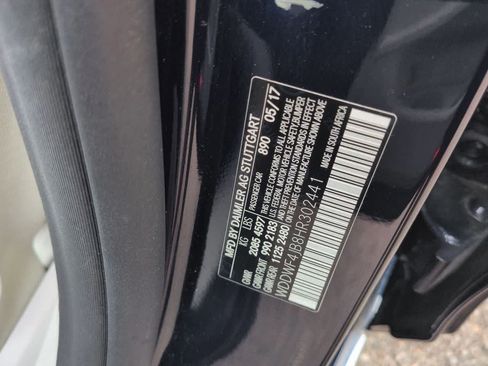 Used 2017 Mercedes-Benz C 300 Sedan image 34