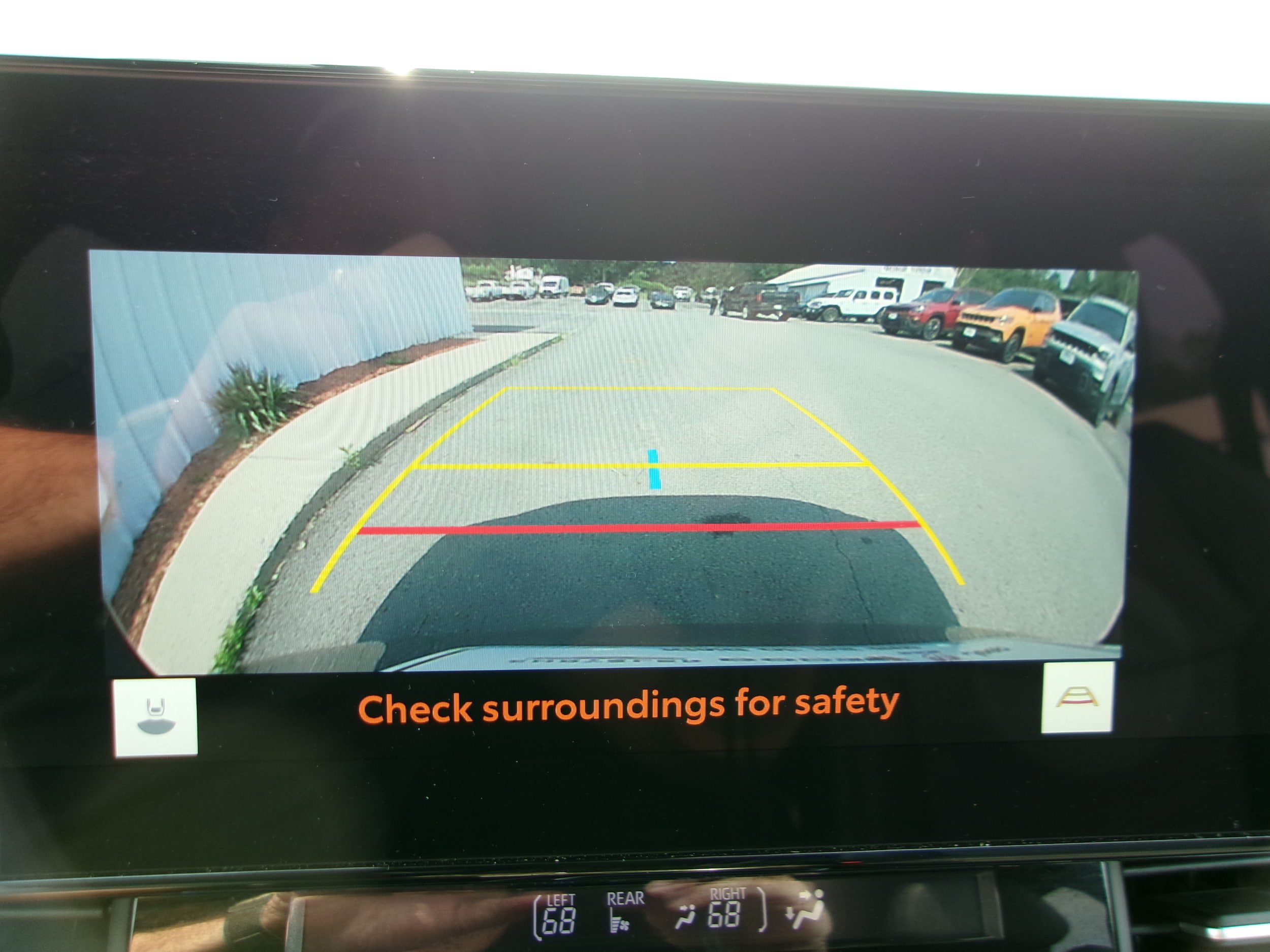 Used 2025 Toyota Sienna Limited AWD/4WD image 22