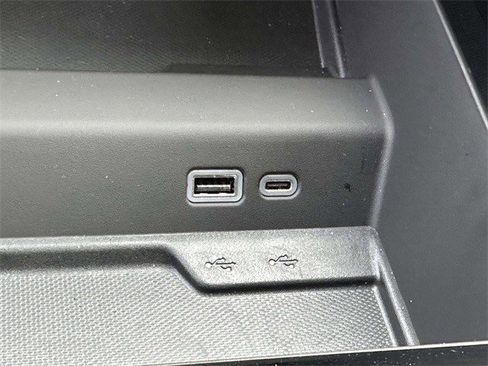 Certified 2025 Chevrolet Suburban LS w/ LPO, Dark Essentials Package image 23