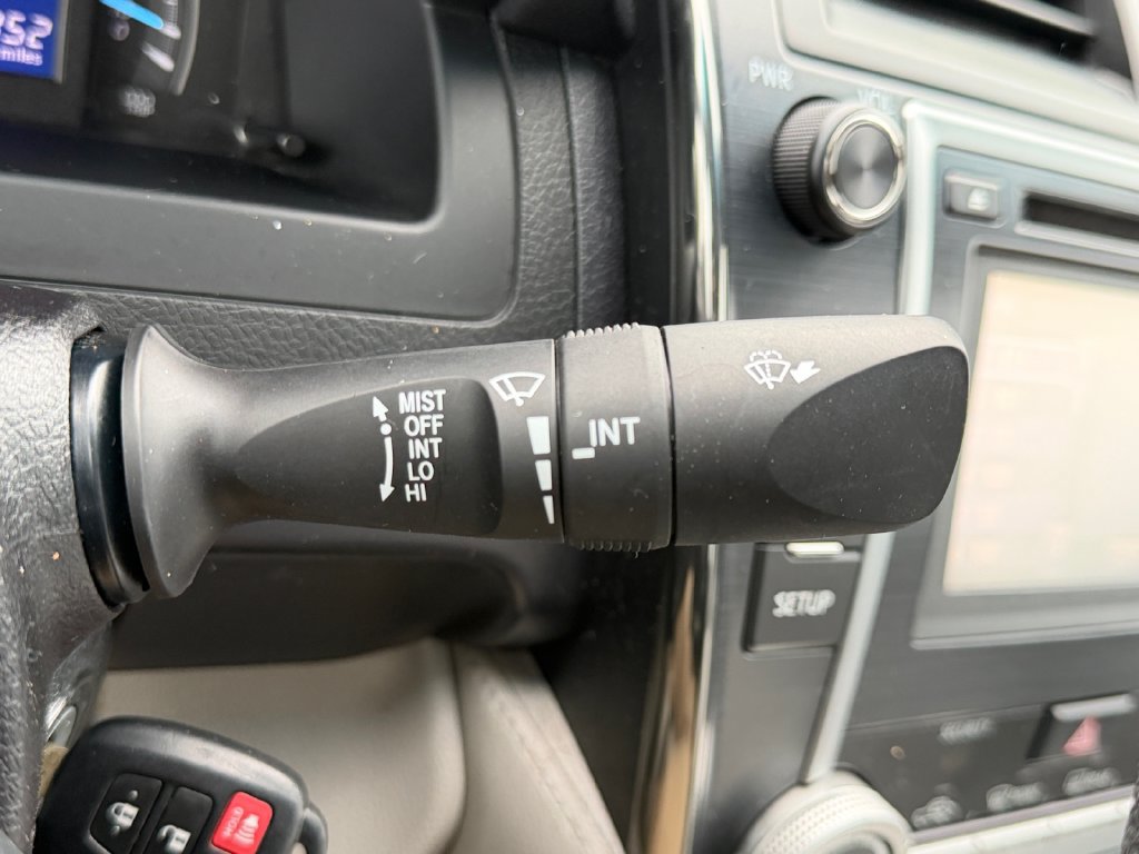 Used 2014 Toyota Camry LE FWD image 28