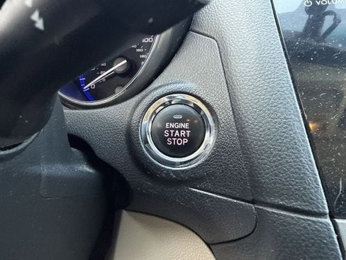 Used 2017 Subaru Outback 2.5i Limited image 22