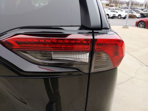 Used 2024 Toyota RAV4 XLE w/ Convenience Package image 12