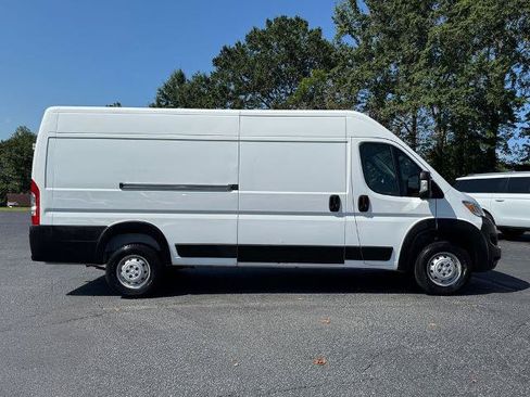 Used 2023 RAM ProMaster 3500 w/ Interior LED Lighting Group FWD image 3