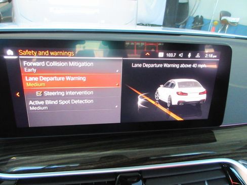 Used 2023 BMW 530i w/ M Sport Package RWD image 72