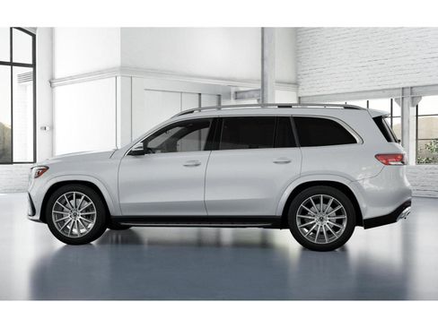 New 2026 Mercedes-Benz GLS 580 4MATIC image 33