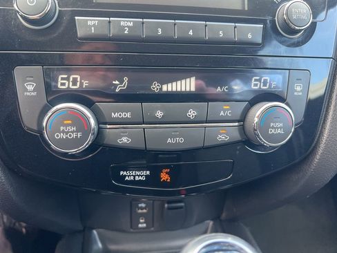 Used 2017 Nissan Rogue Sport SV w/ SV All-Weather Package image 57