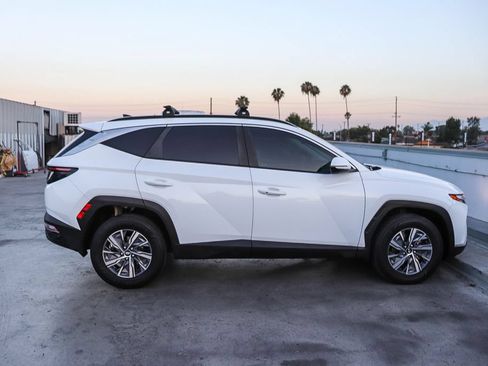 Used 2022 Hyundai Tucson Blue AWD/4WD image 13