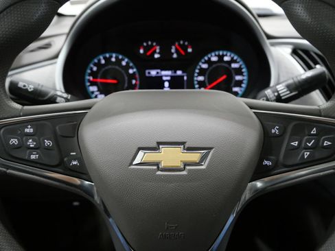 Used 2024 Chevrolet Malibu LT FWD image 17