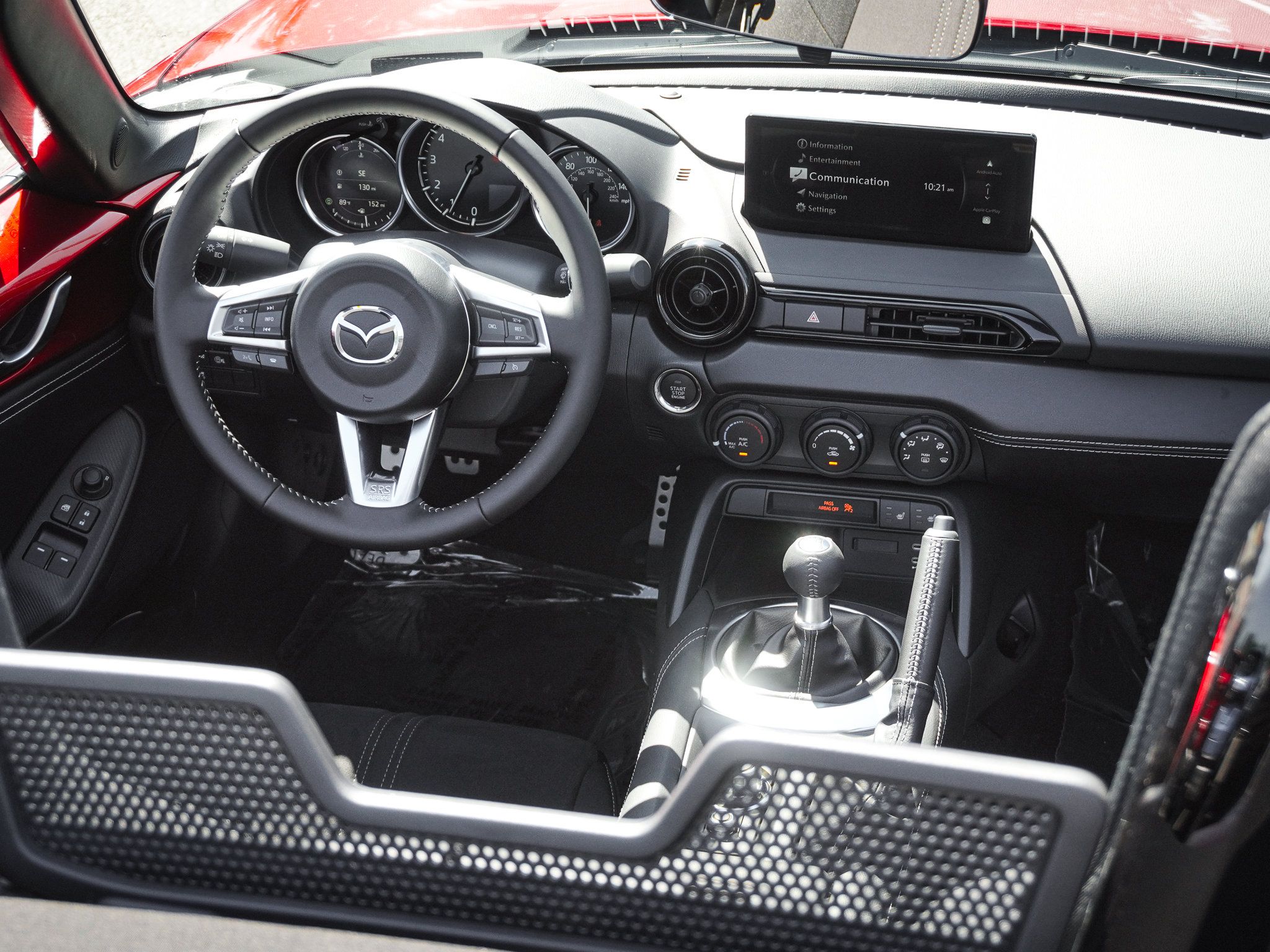 Certified 2026 MAZDA MX-5 Miata Club w/ Interior Package RWD image 30
