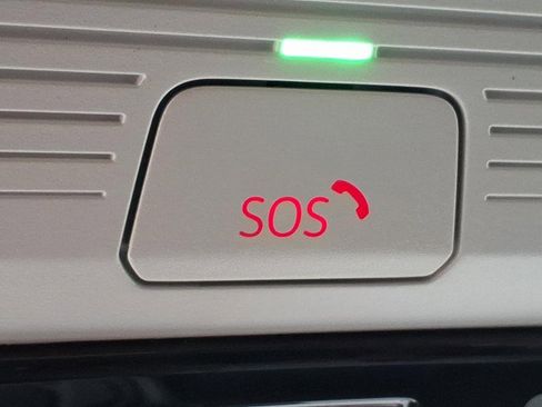 New 2026 Volkswagen Tiguan SE image 22