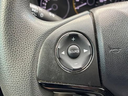 Used 2016 Honda HR-V LX image 16