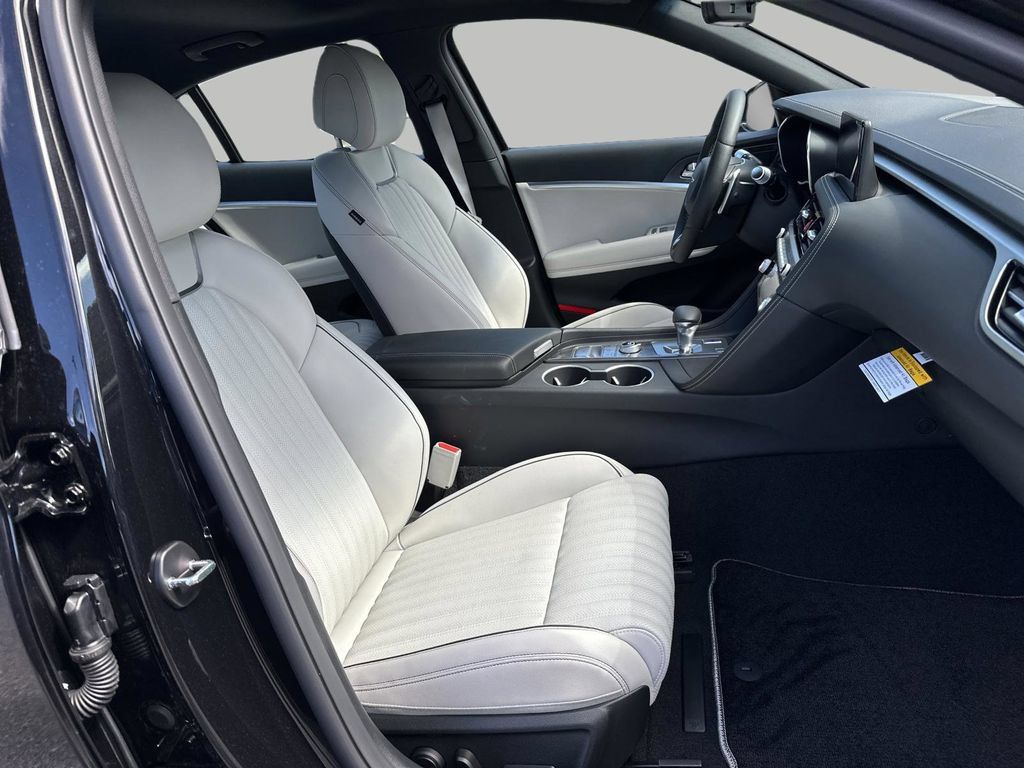New 2026 Genesis G70 3.3T Sport Prestige RWD image 25