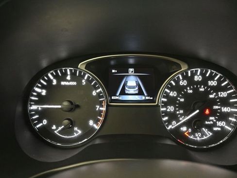 Used 2020 Nissan Pathfinder Platinum image 15