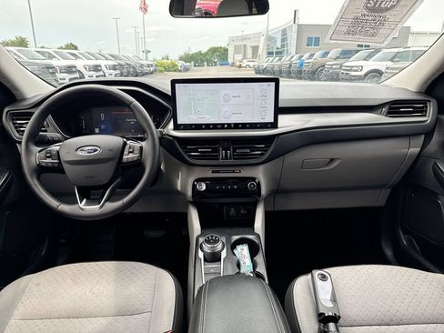 Used 2024 Ford Escape Active w/ Tech Pack #1 AWD/4WD image 10