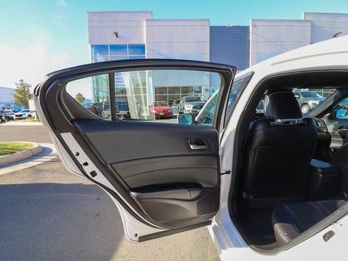 Used 2019 Acura ILX image 38