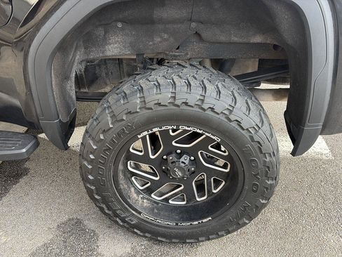 Used 2022 GMC Sierra 1500 Denali image 6