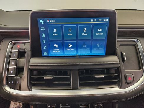 Used 2022 Chevrolet Tahoe Z71 w/ Luxury Package AWD/4WD image 16