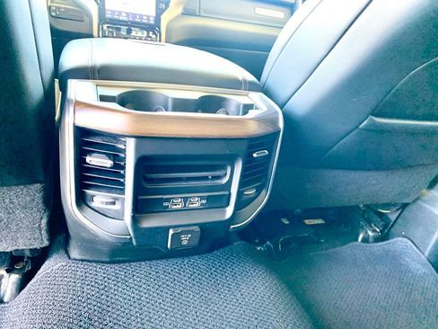 Used 2024 RAM 3500 Laramie AWD/4WD image 23