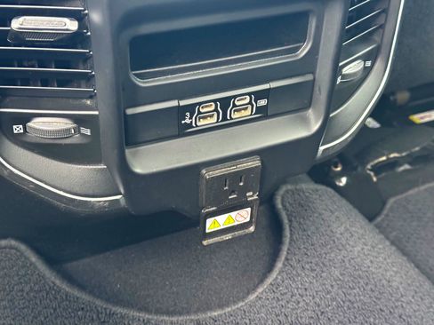 Used 2022 RAM 2500 Laramie image 18