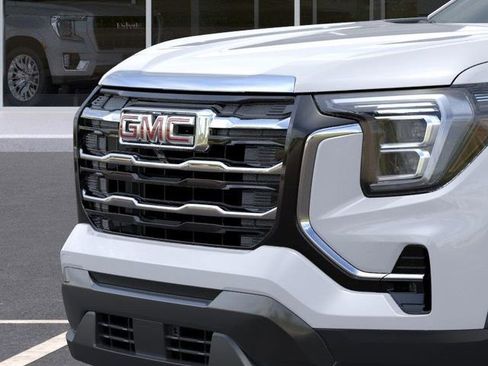 New 2026 GMC Terrain Elevation FWD image 13