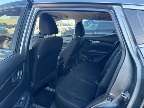 Used 2019 Nissan Rogue Sport S image 7